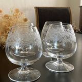 Suite de 4 verres à cognac en cristal soufflés et taillés