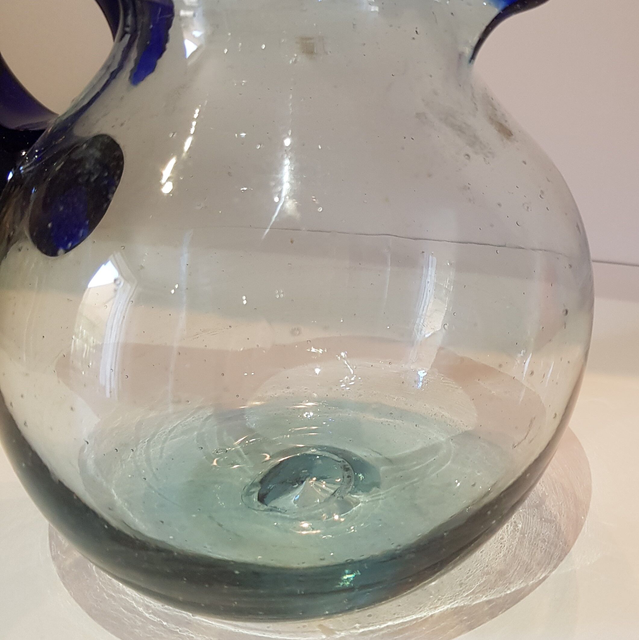 Pichet verre soufflé nuances de bleu
