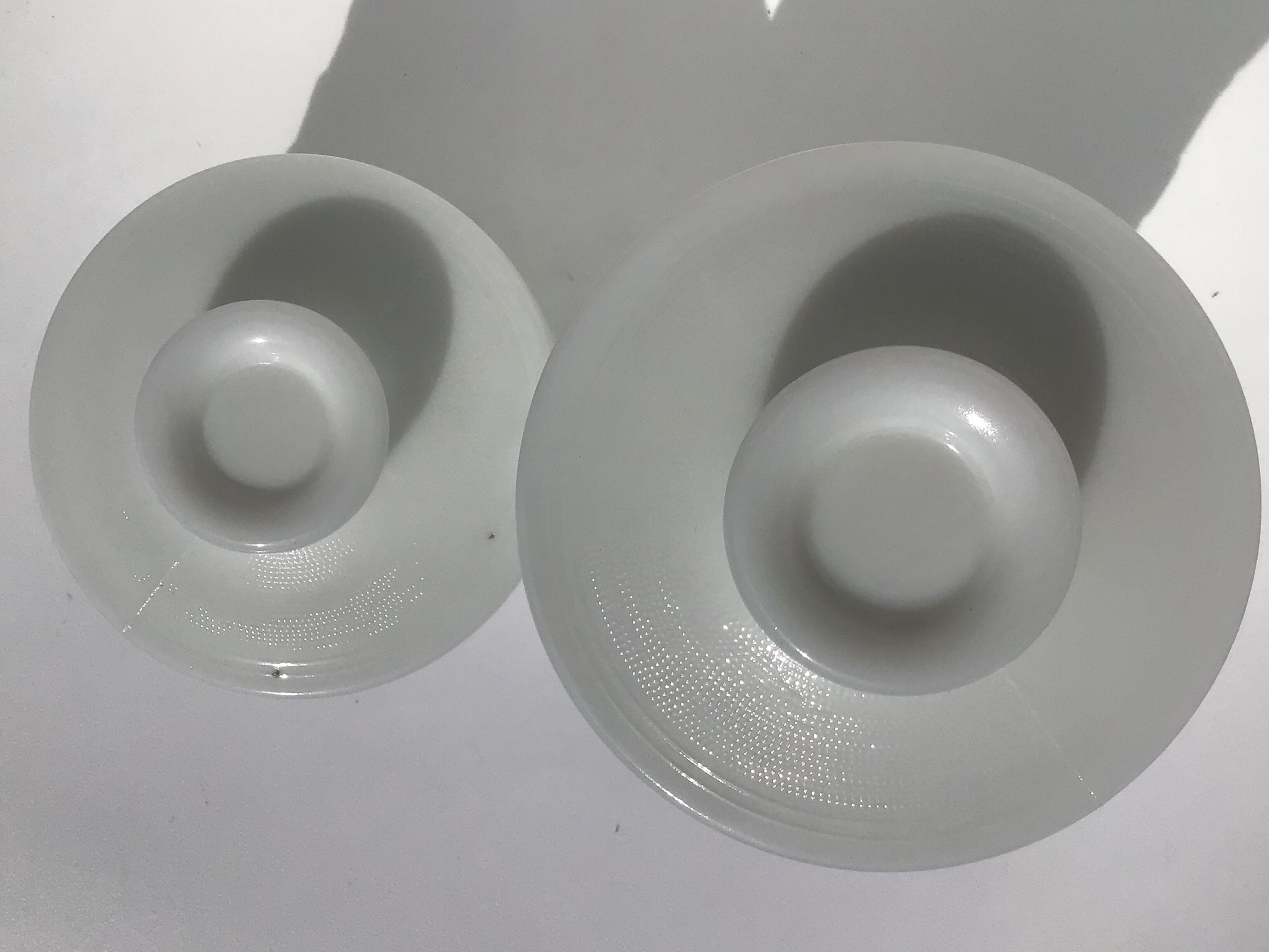 Set 2 hermetic jars white opal glass