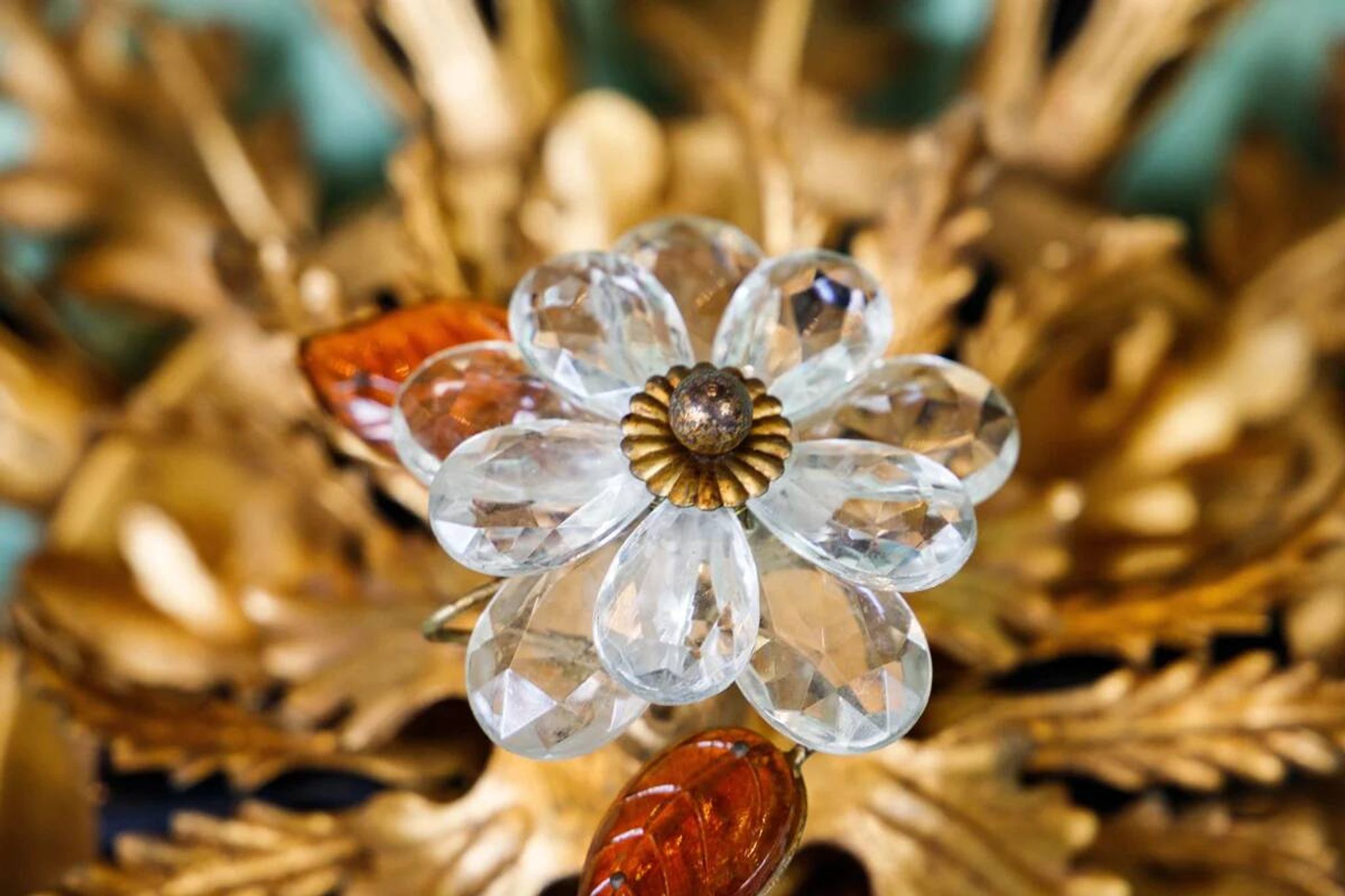 Maison Baguès ceiling light in crystal and gilded iron, 15 lights.