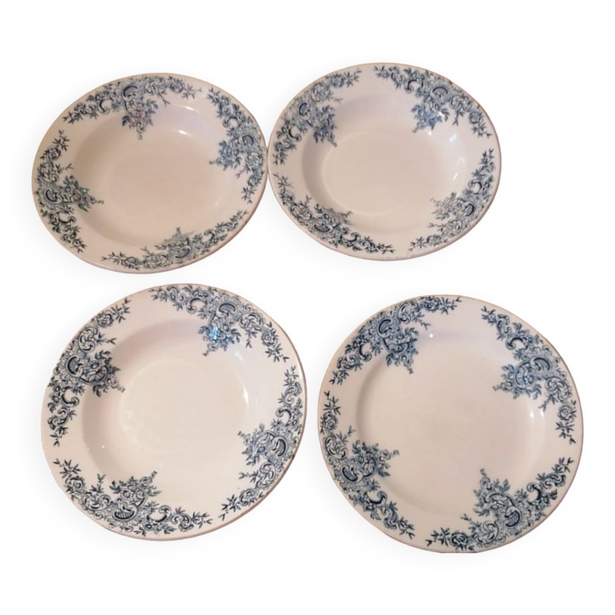 Lot d'assiettes terres de fer