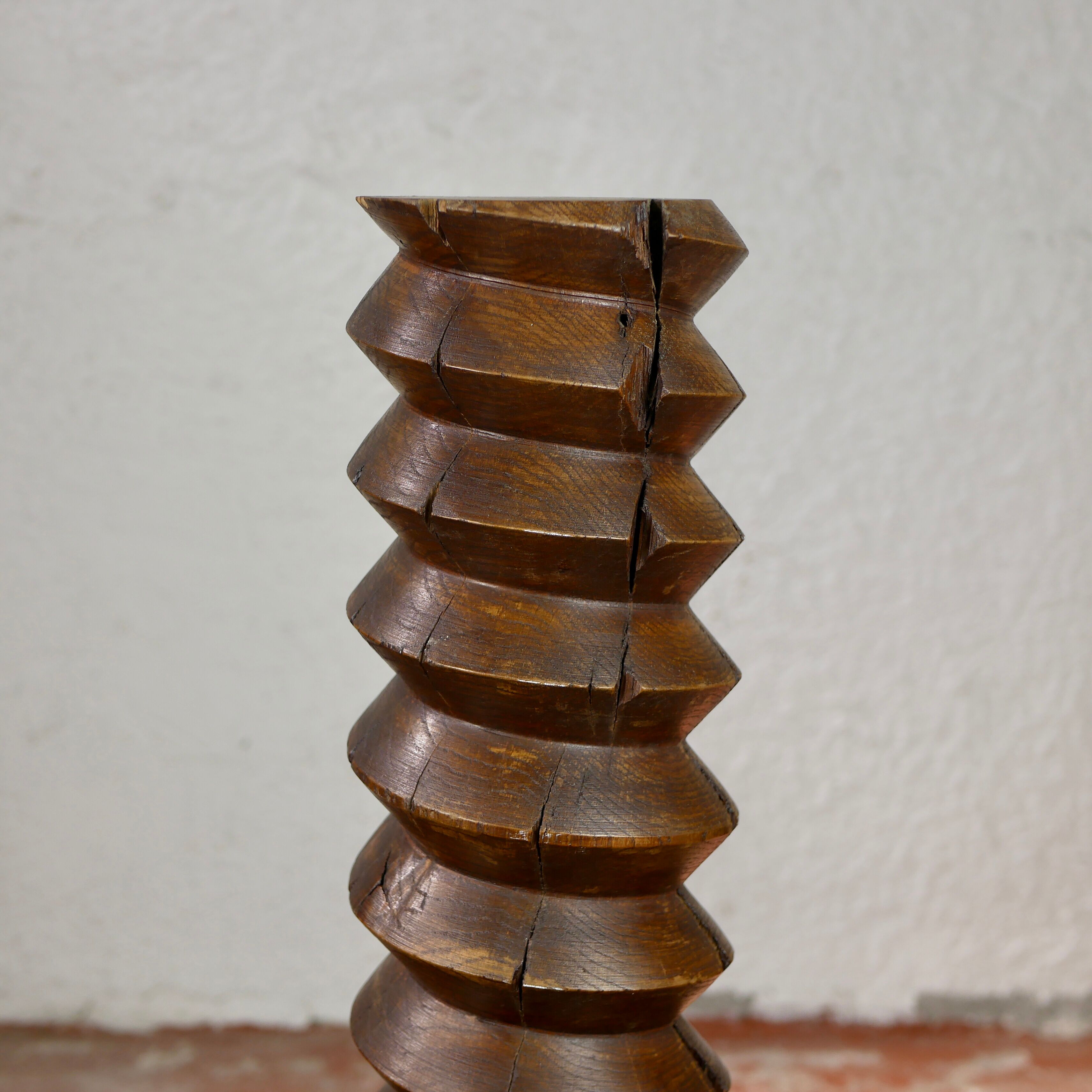 Old harness press screws