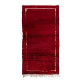 Tapis Tulu turc vintage rouge uni noué à la main avec une bordure minimaliste ivoire. 100 % laine.