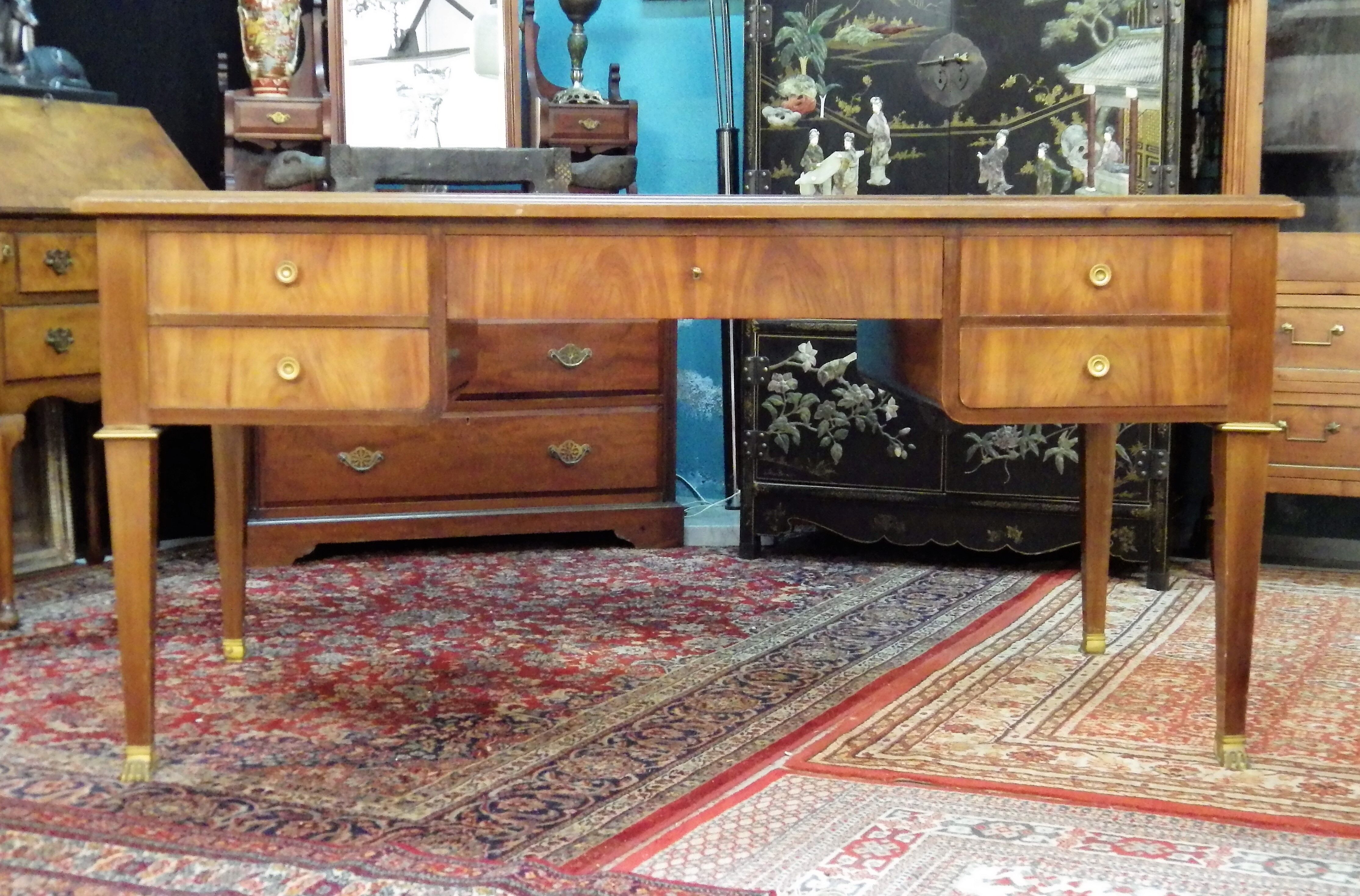 Desk style Directoire