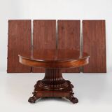 Extendable Antique English Dining Table in Victorian style, ca. 1830