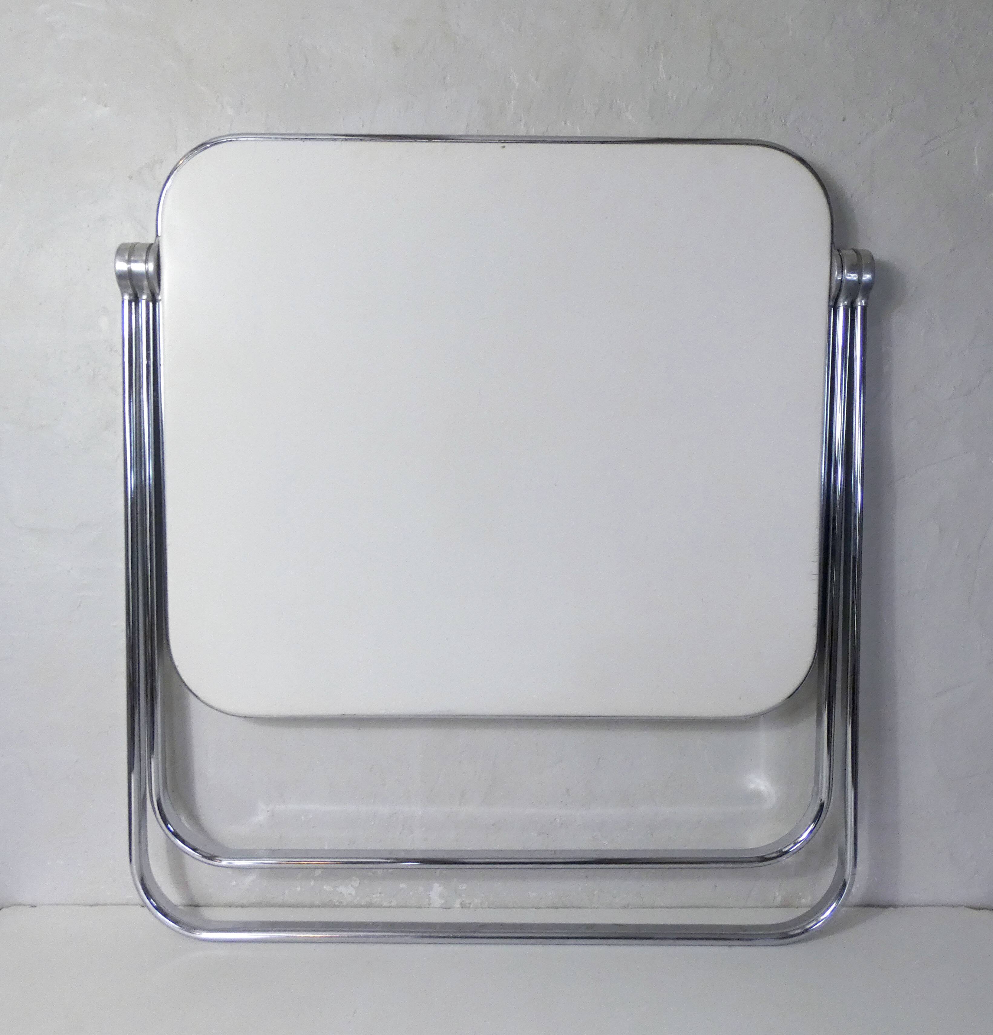 plato folding table by Giancarlo Piretti for Anonima Castelli Italy 1970