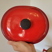 Oval casserole in red enamelled cast iron Enzo Mari La Mama 25