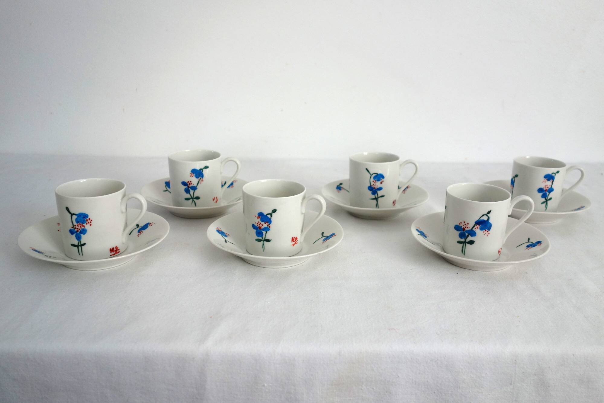 6 Limoges porcelain coffee cups, hand decorated, 1930s