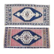 Set of 2 vintage handmade Turkish rugs 48x103 cm