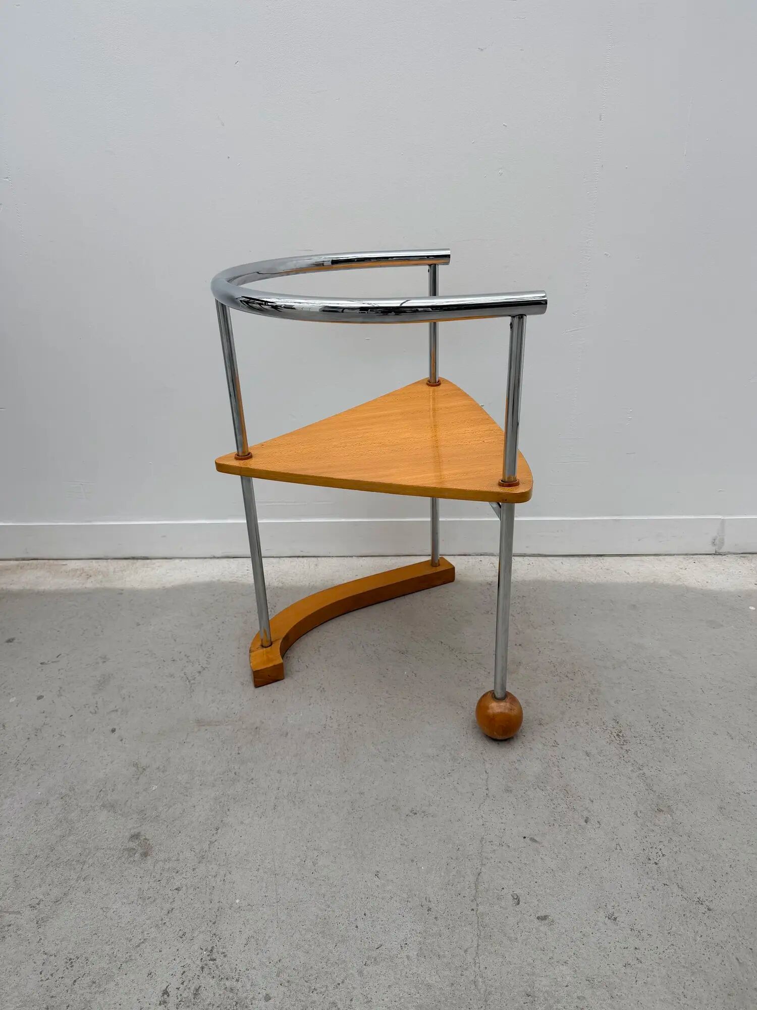 Postmodern chair in chrome and wood, 1980