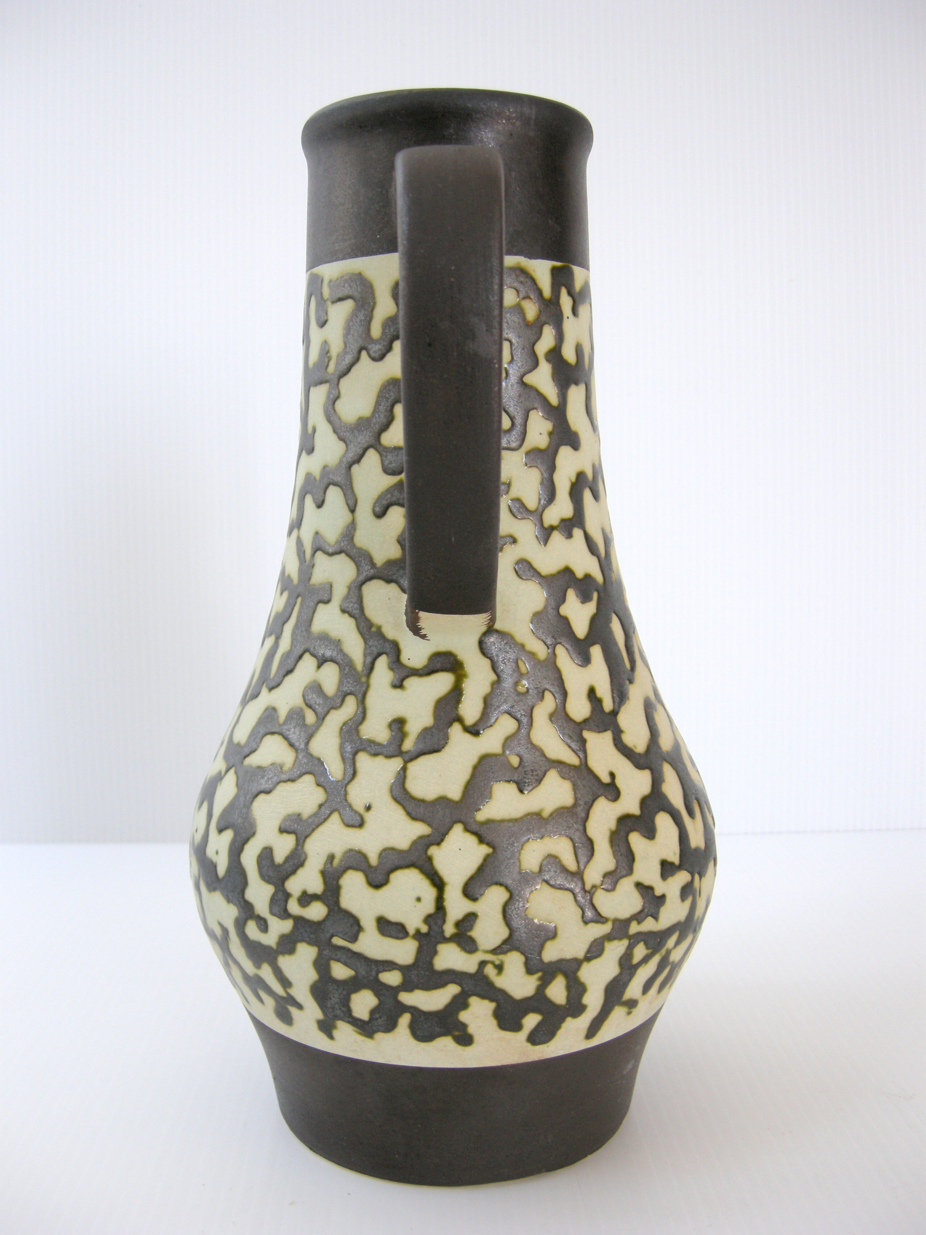 Vintage vase west germany 1960