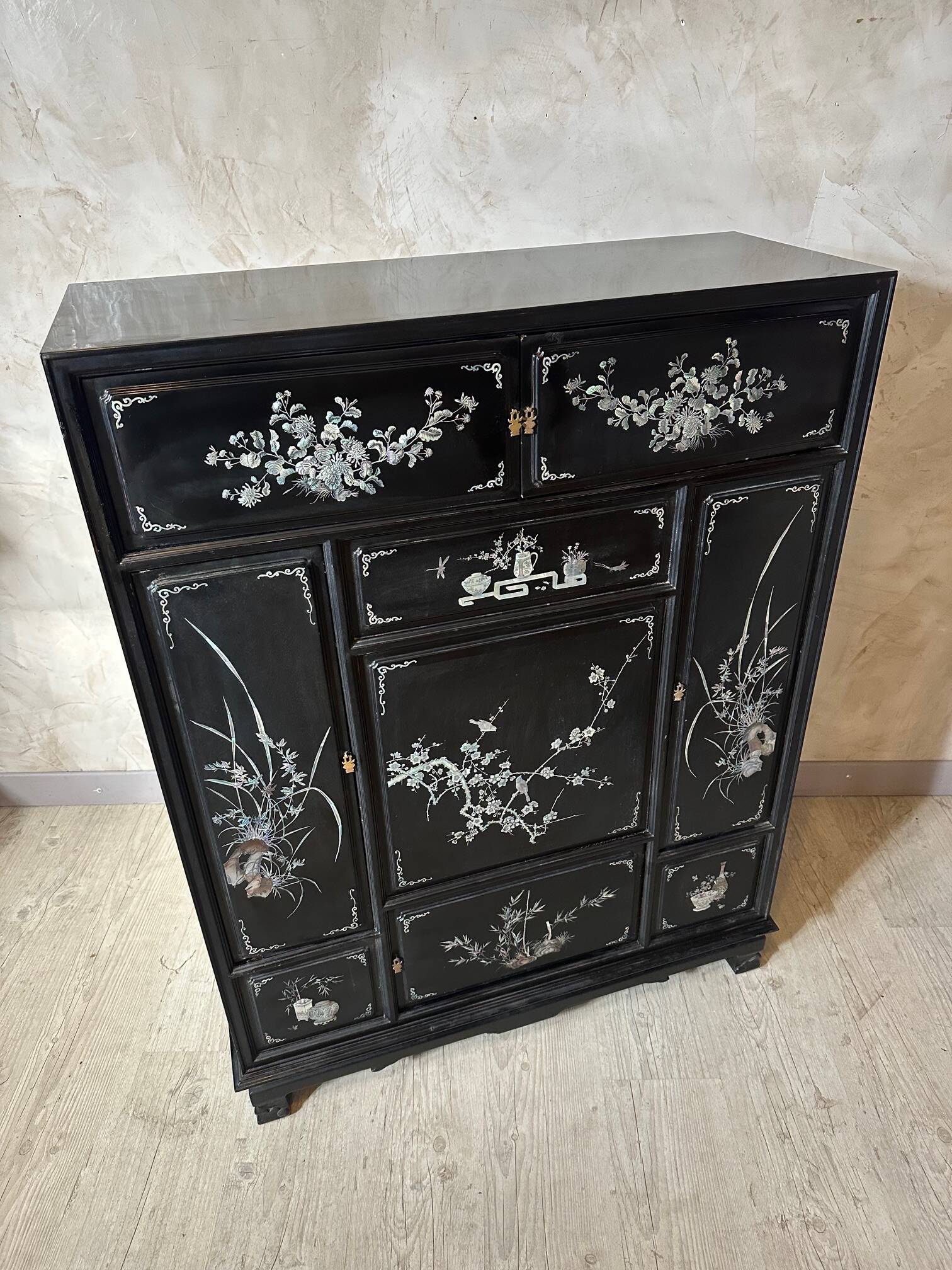 Vietnamese furniture 1950