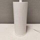 Classic table lamps in white lacquered metal from Danish Horn lighting 1980-90s.