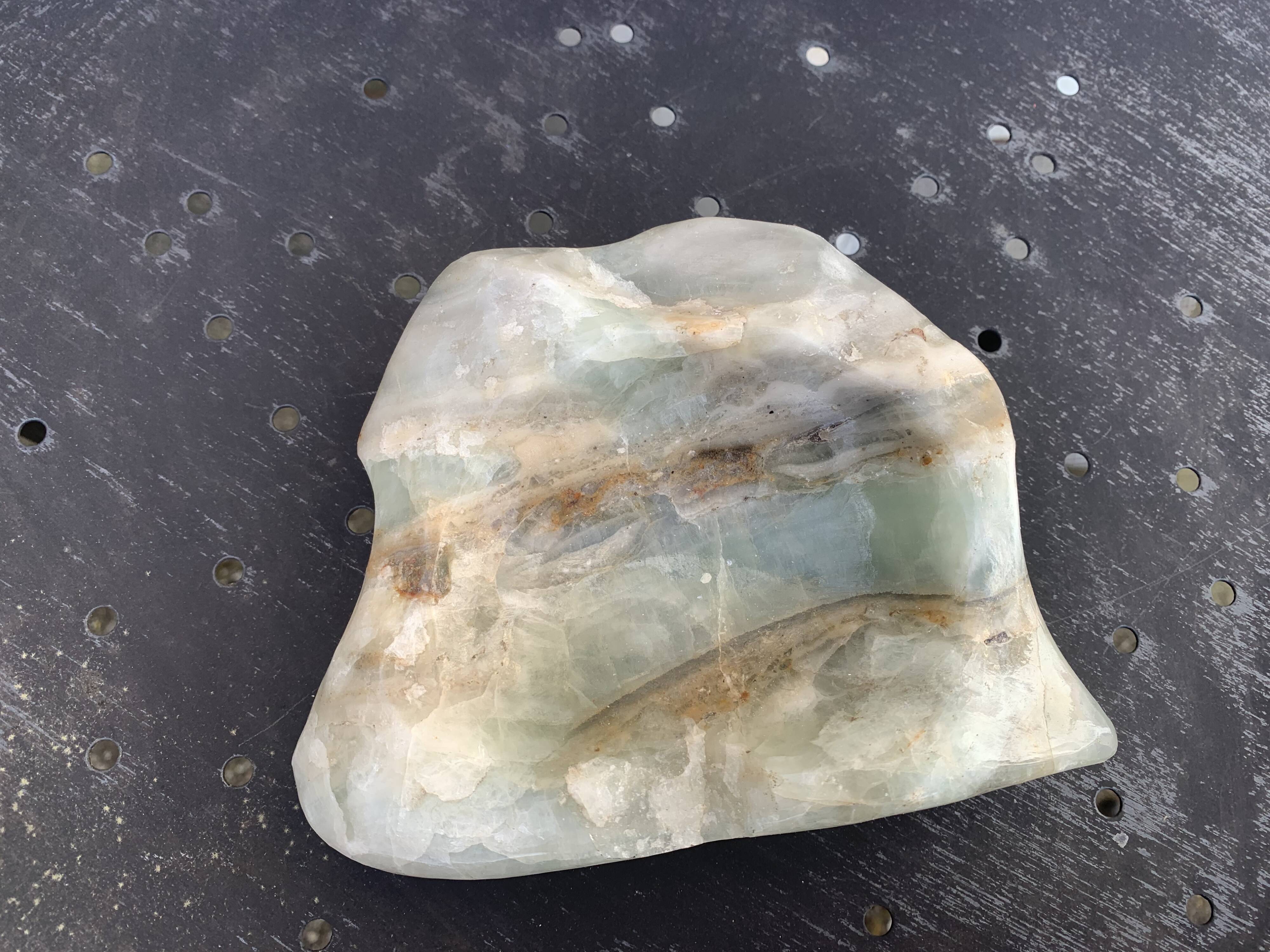 Ashtray cup in a green polished stone and vintage veins