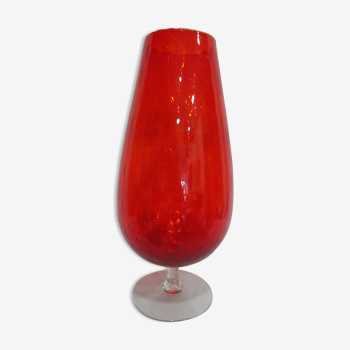 Vase rouge vintage en verre