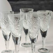 Lot 5 x Small Art Deco champagne flutes. Sophisticated star/cross/deciduous patterns. Boho chic. High 15.5 cm