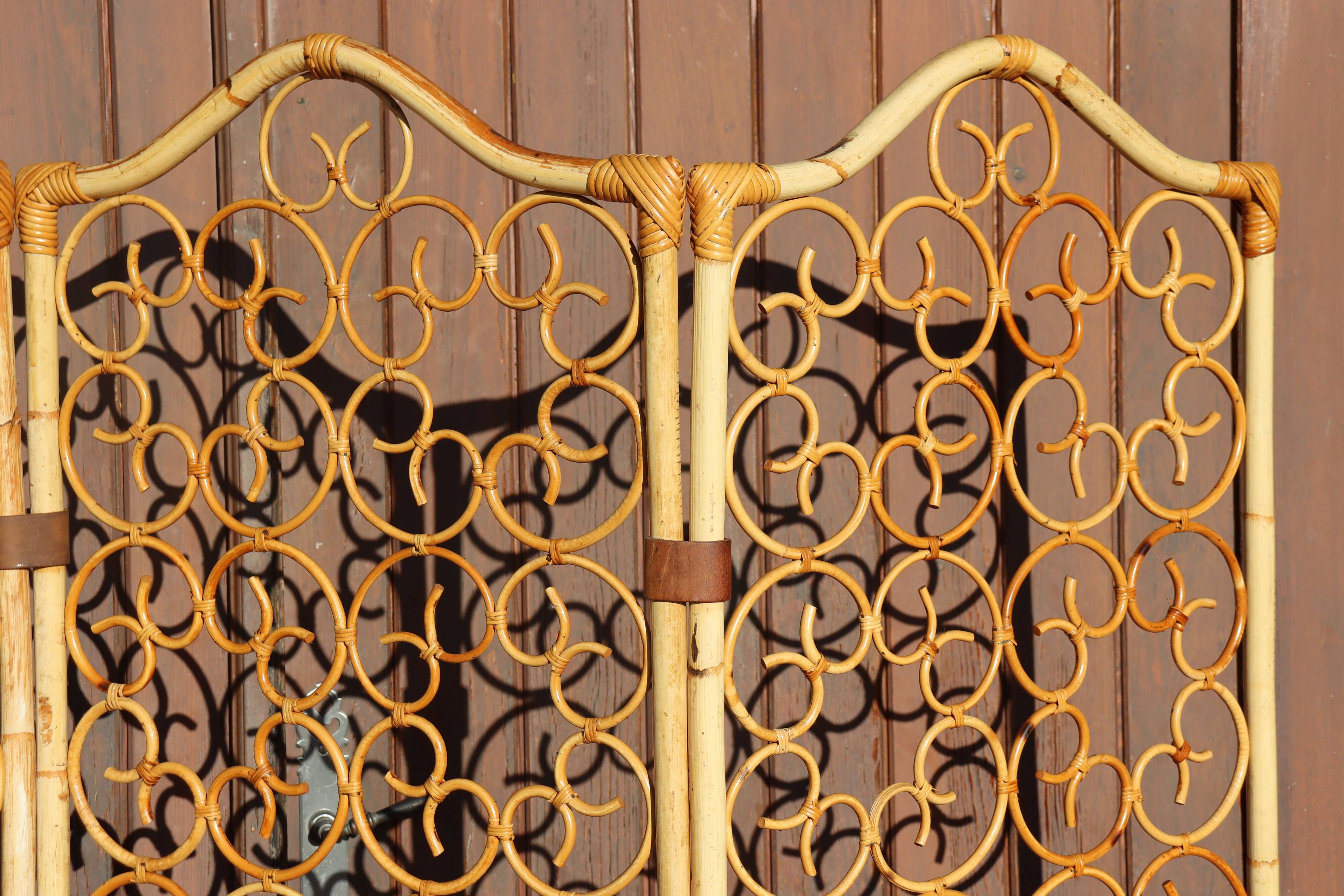 Italian rattan screen