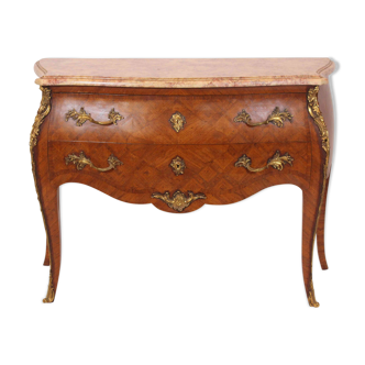 Commode sauteuse style Louis XV