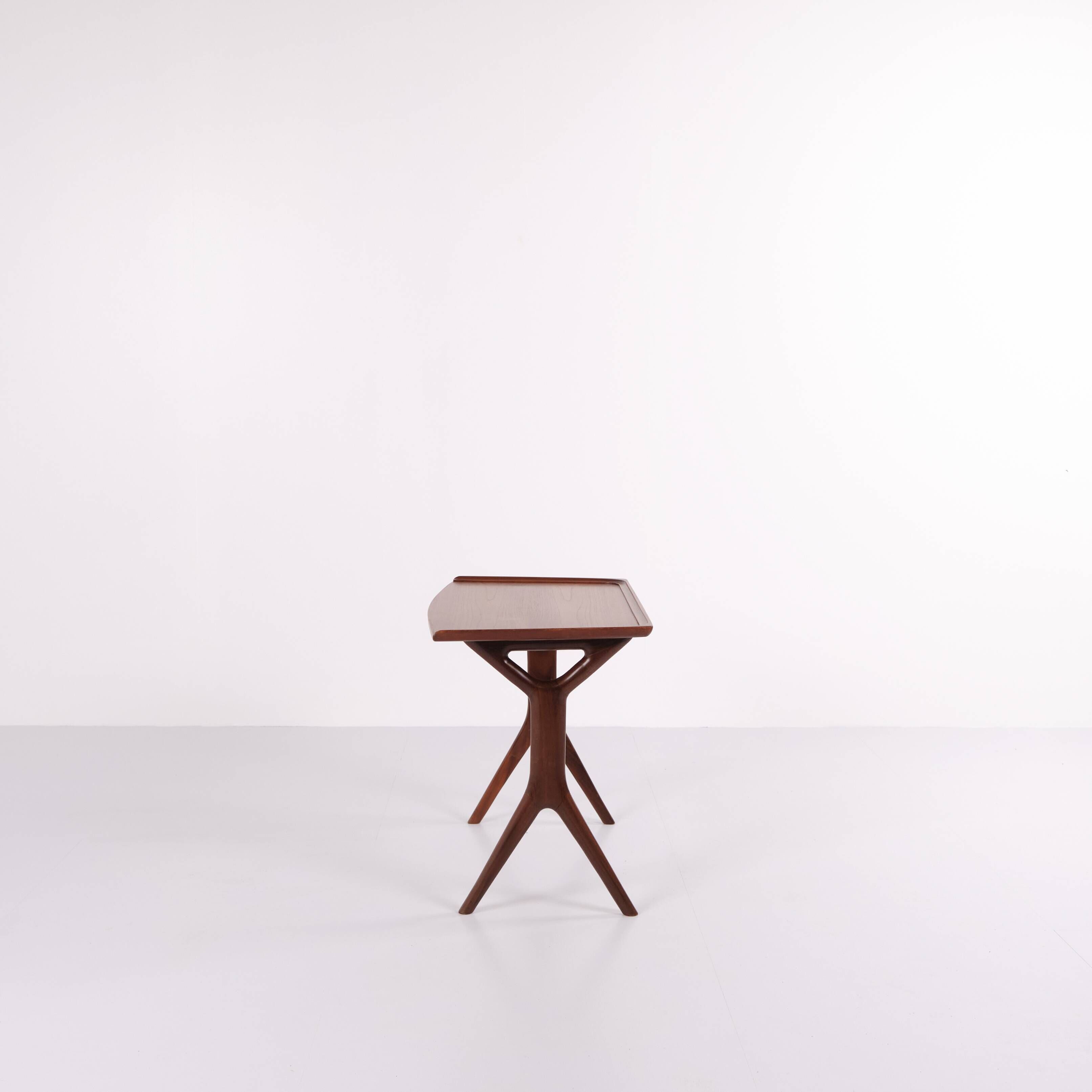 Side table - Teak wood - Danish design - Johannes Andersen - 1960s