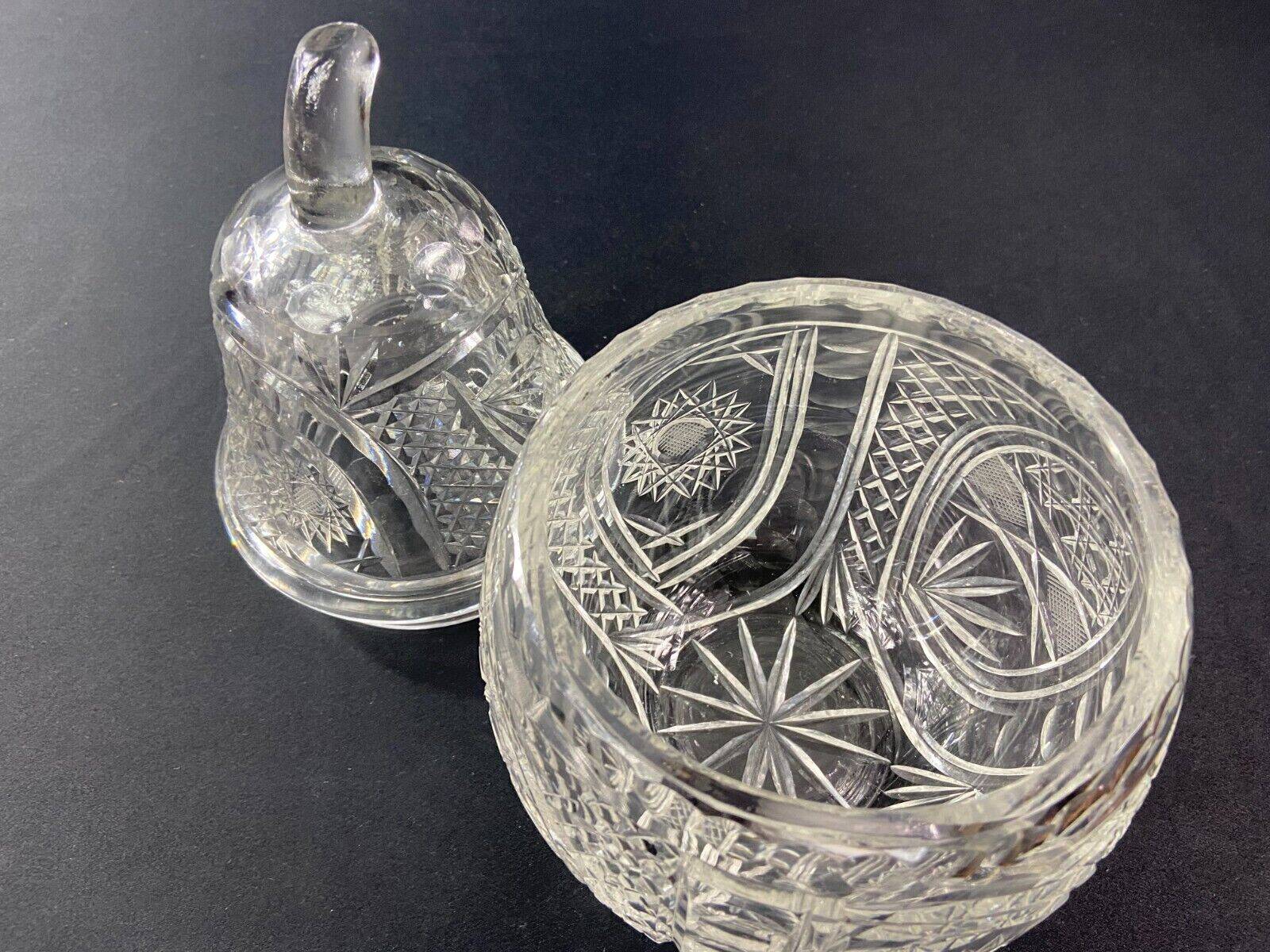 Large covered pear-shaped jar in Bohemian cut crystal