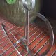 Porte-revues vintage en acier inoxydable brillant