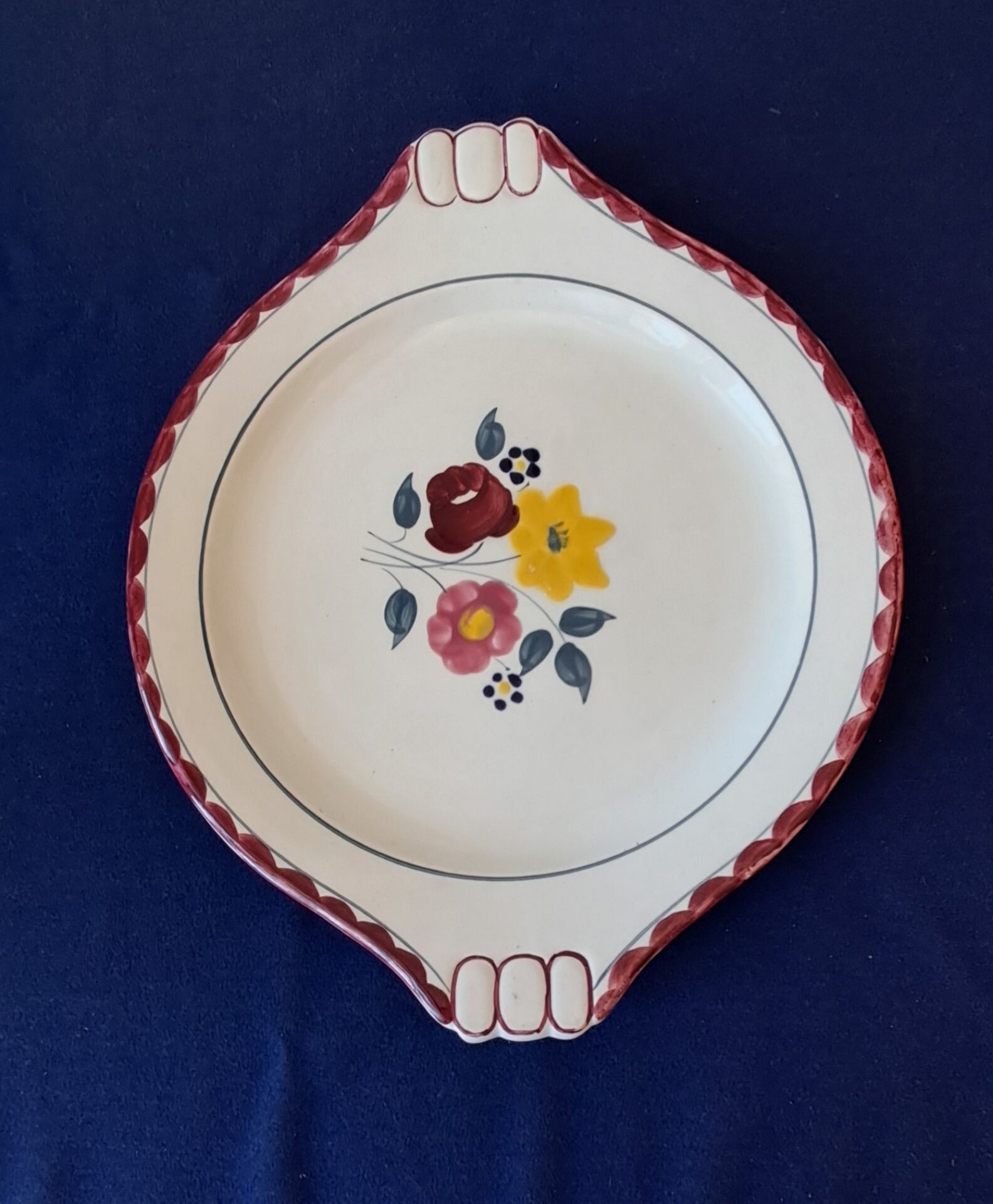 Divonne pie dish from Salins.