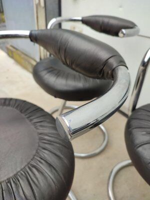 Set of 6 leather Cobra chairs by Giotto Stoppino, 1975