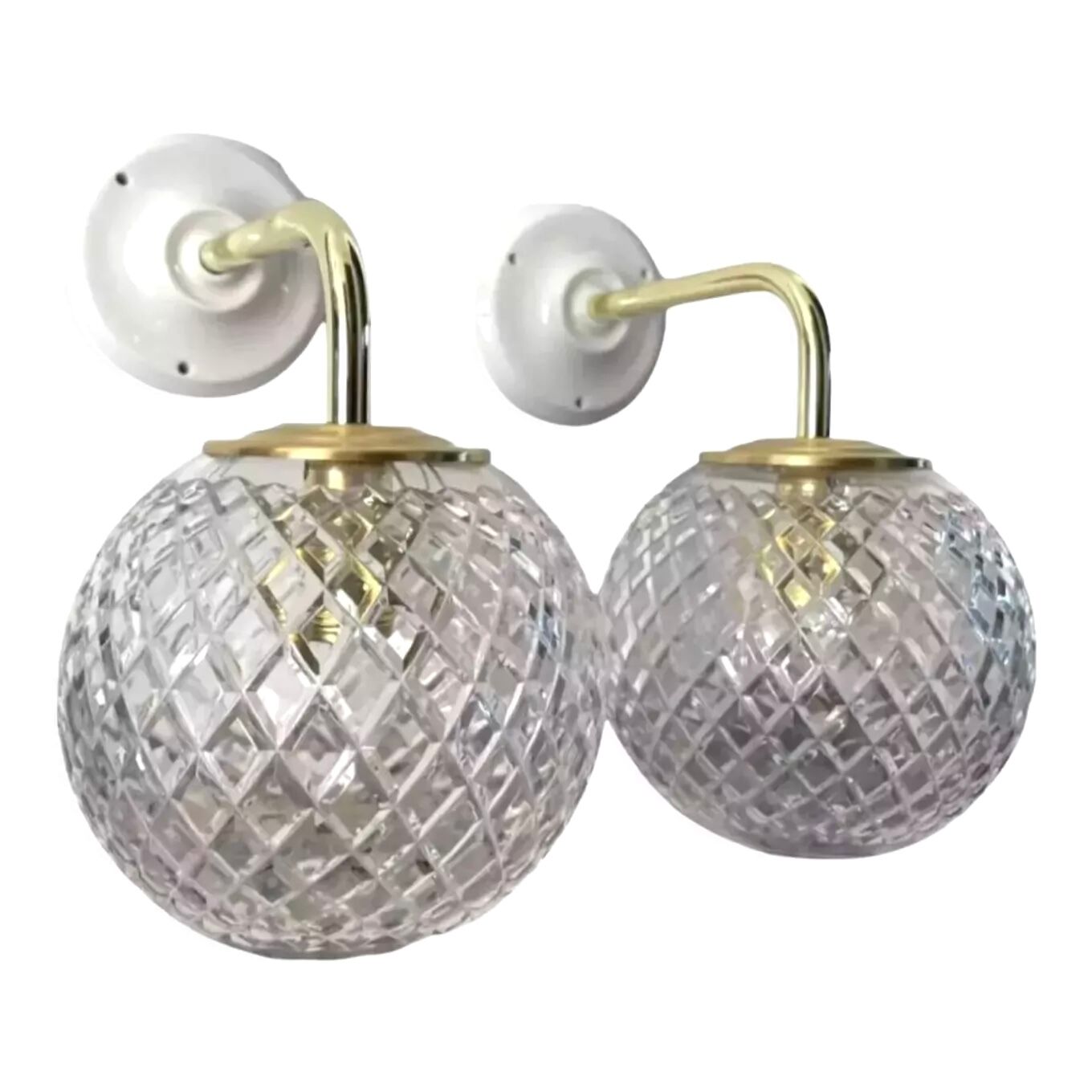 Set of two wall sconces in brass and glass