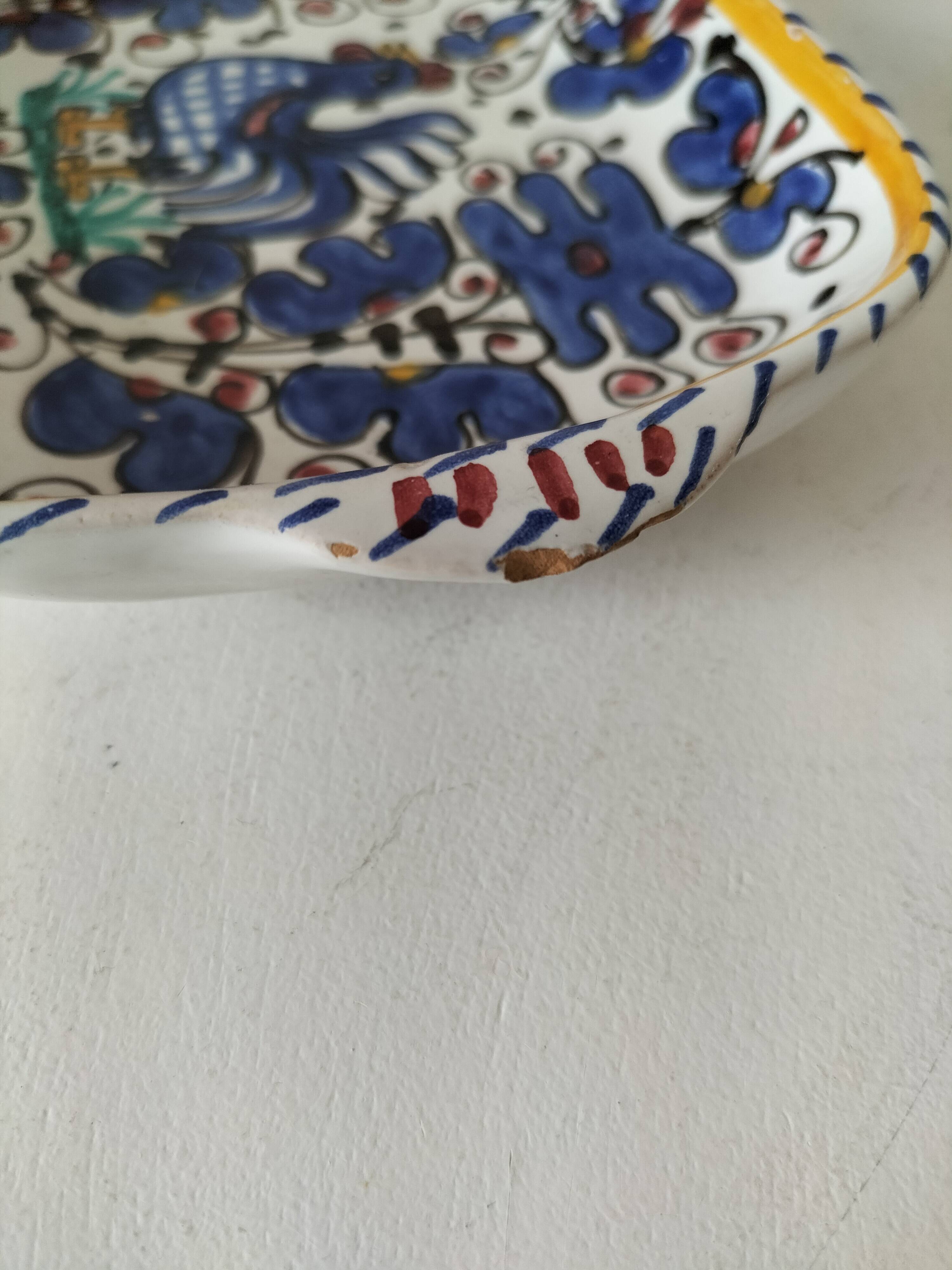 Small earthenware dish with rooster decoration – Portugal, hand-painted