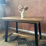 Rectangular table