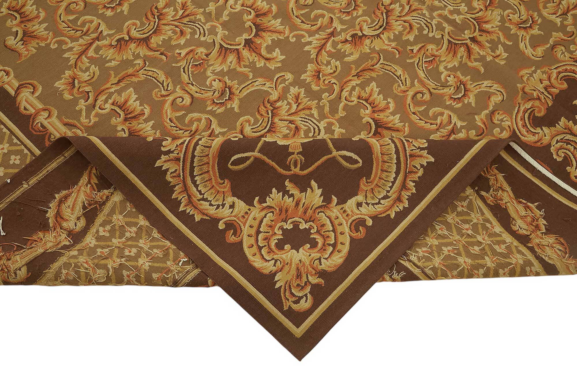 Handmade European Vintage Aubusson Kilim 277 cm x 356 cm