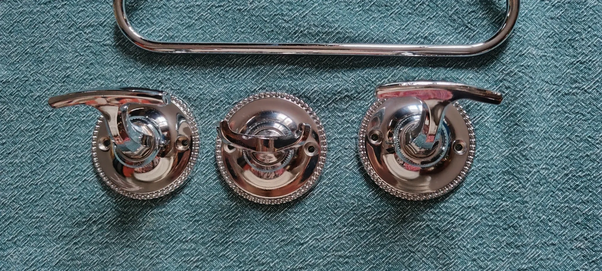 Bathroom set