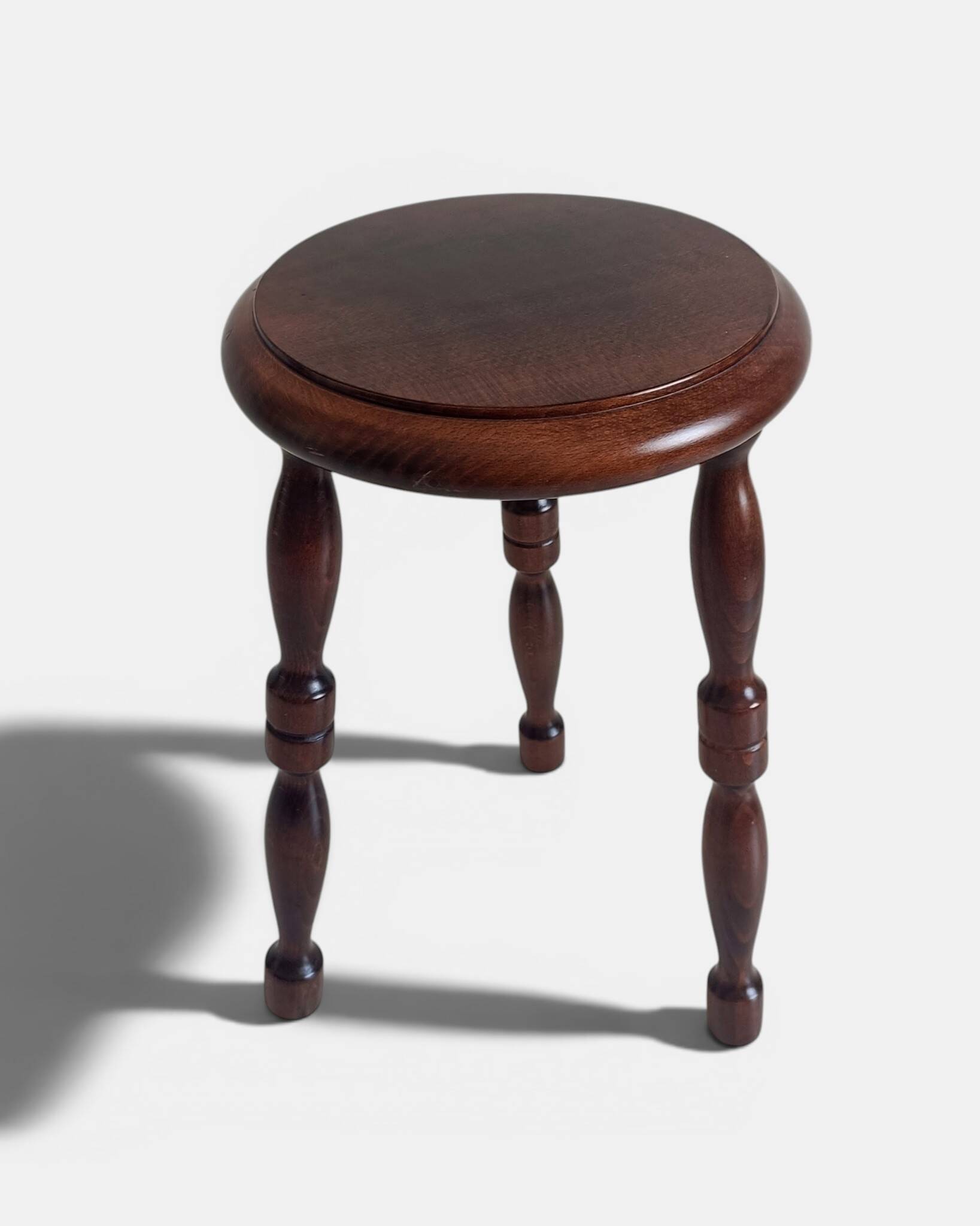 French Turned Chestnut Wood Stool or Side Table, Mid-20th Century