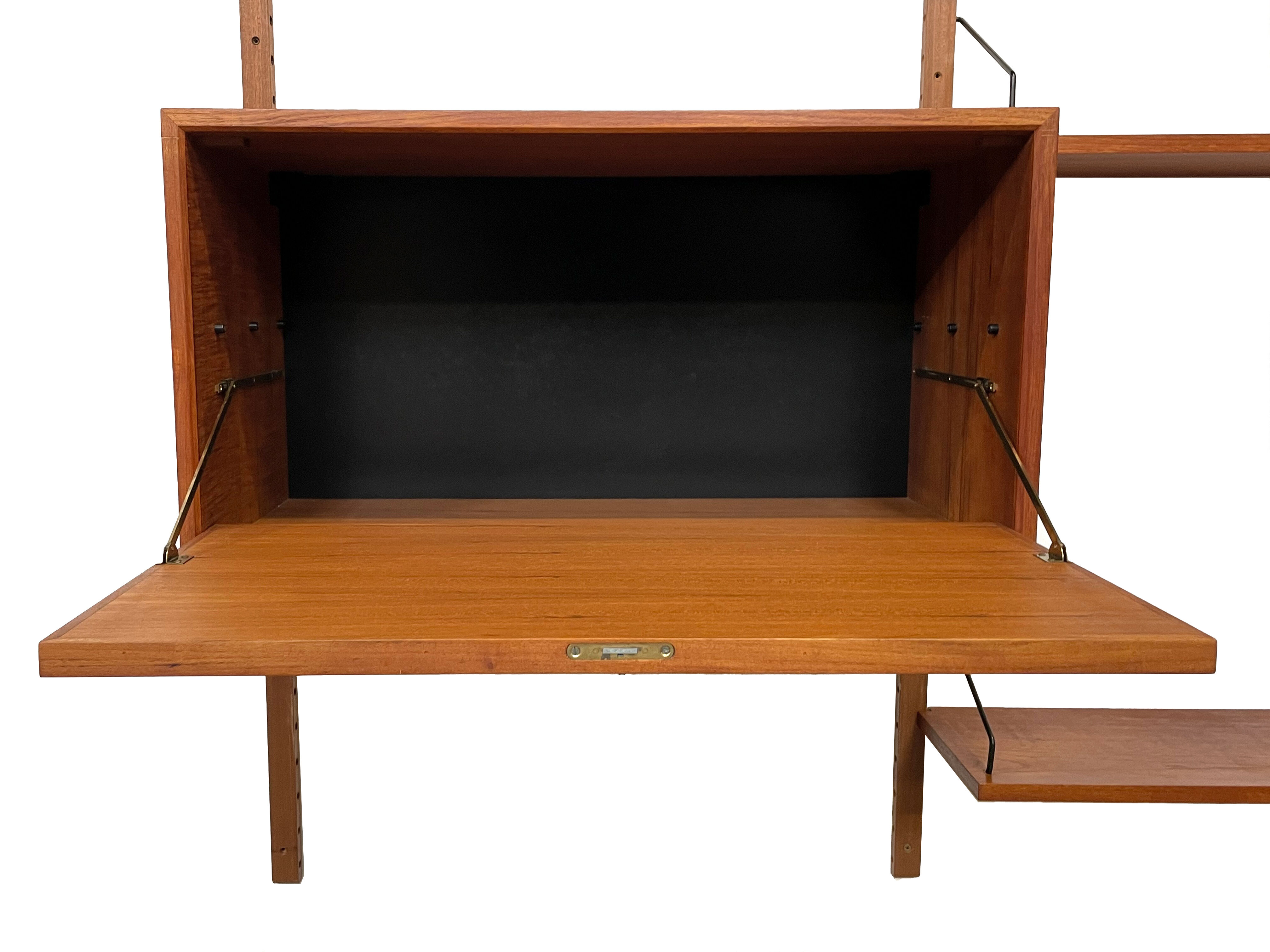 Vintage Poul Cadovius Royal System wall system wall unit