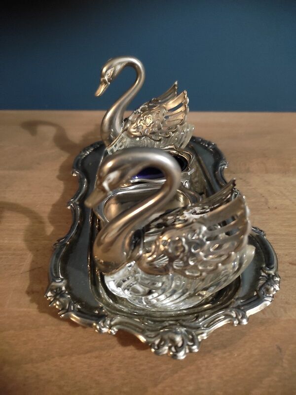 Set salt shaker Pepper boxes metal and swan glass dp 012336