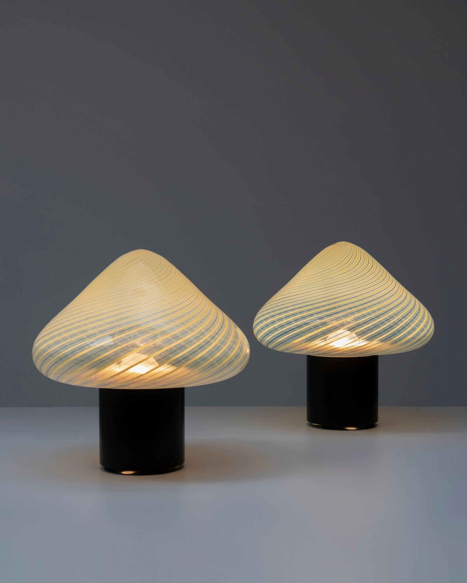Mushroom Table Lamp, Fratelli Toso Vetreria, Italy, 1960's
