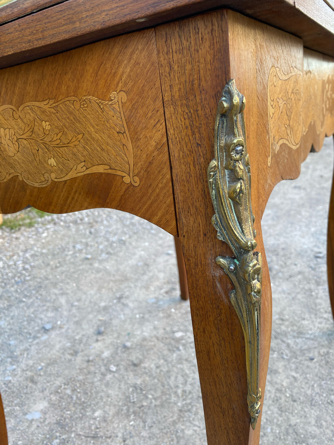 Games table louis XV