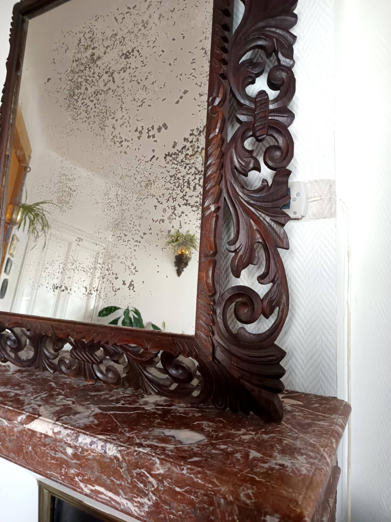 Neo-Gothic mirror in carved oak circa 1940