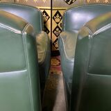 Paire de fauteuils Club cuir vert Poltrona Frau édition limitée