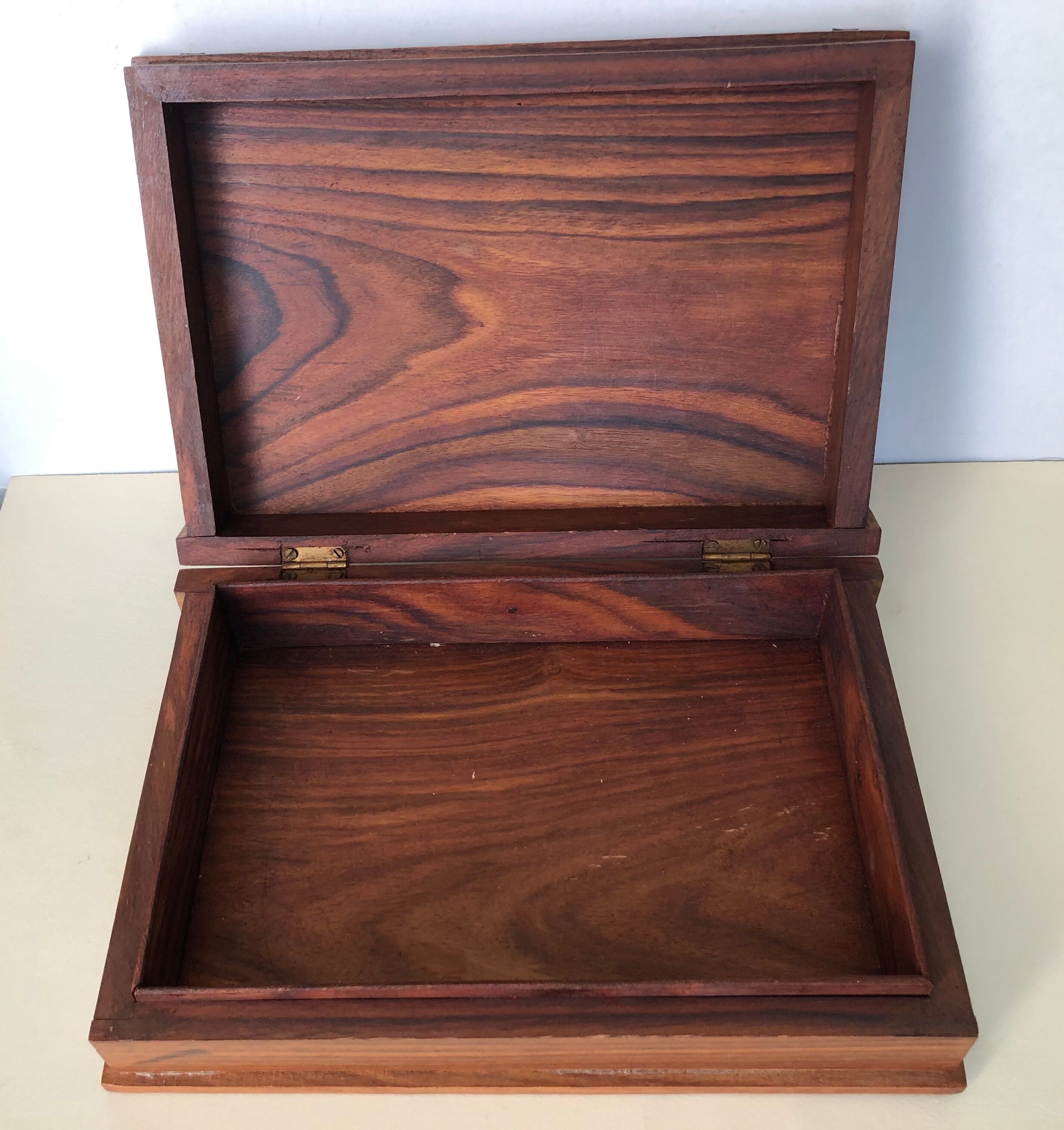 Wooden box