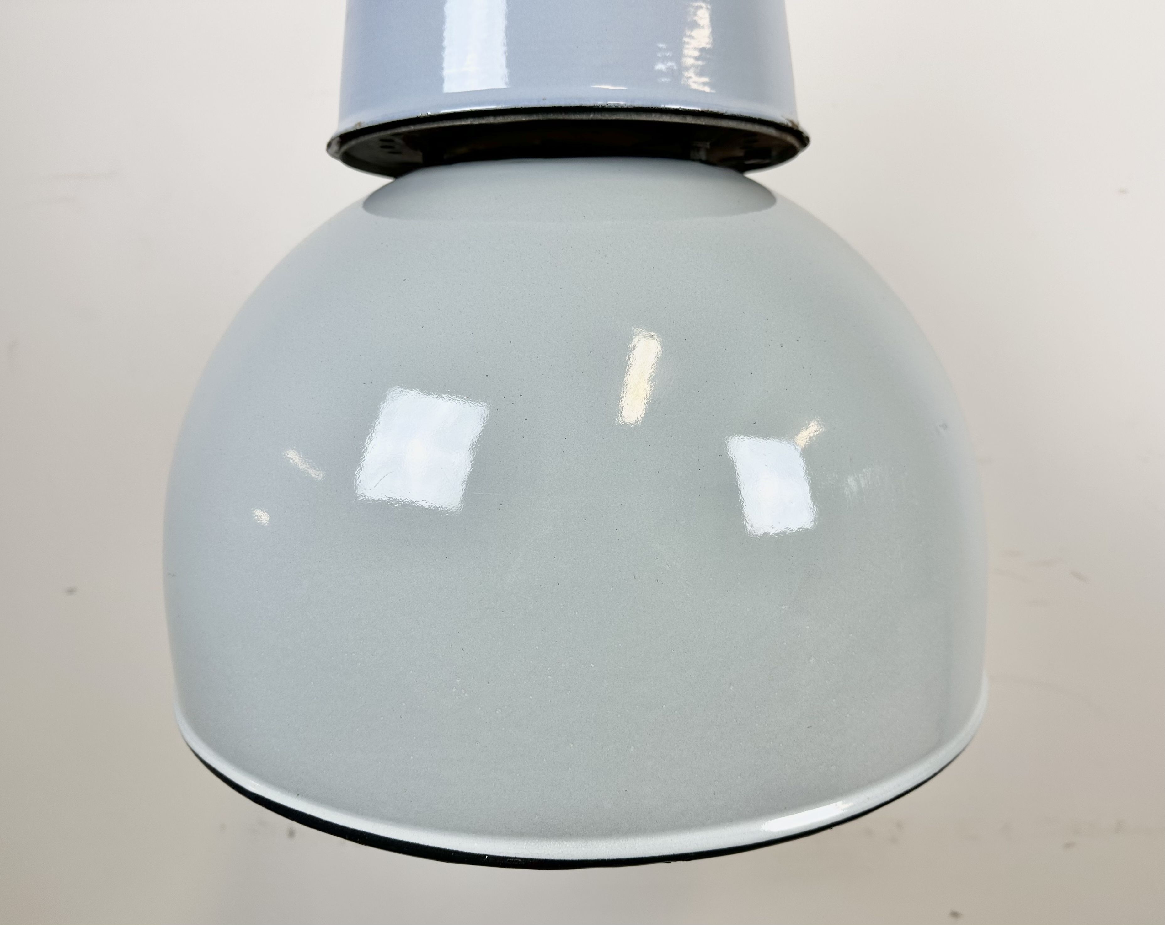 Industrial italien grey enamel lamp from Cariboni, 1970s