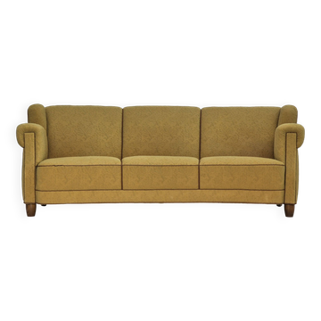1960s, Danish 3-seater "Banana" sofa by Edmund Jørgensen, original condition.