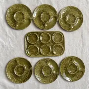 Artichoke service in Gien slipware