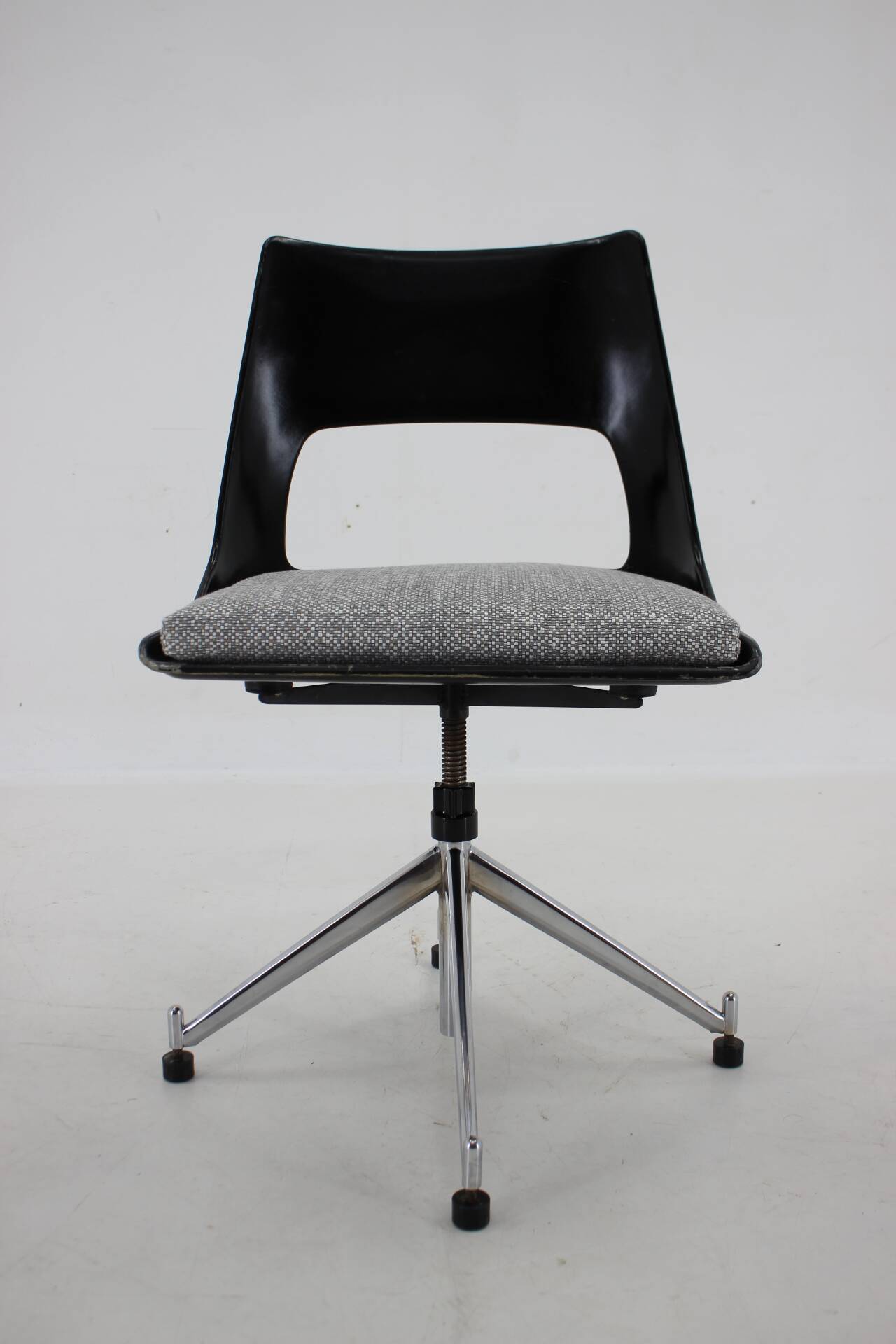 1960s Kay Korbing Swivel Chair Model KK-1A for Fibrex Denmark