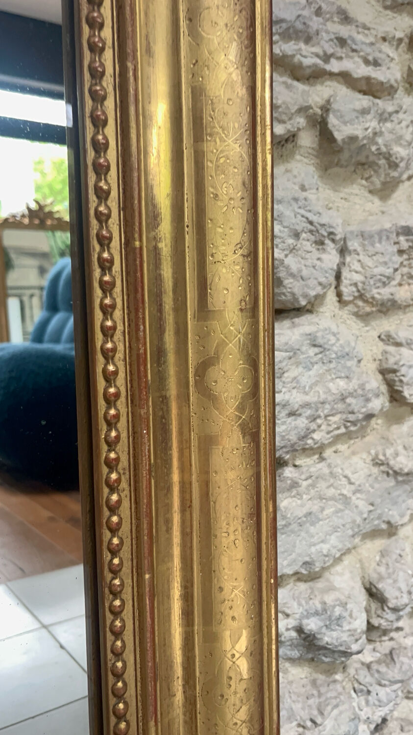 Mirror 153/101cm Louis-Philippe with pediment and pearl gold leaf.