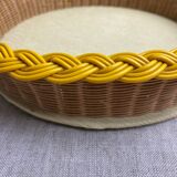 Scoubidou and rattan basket