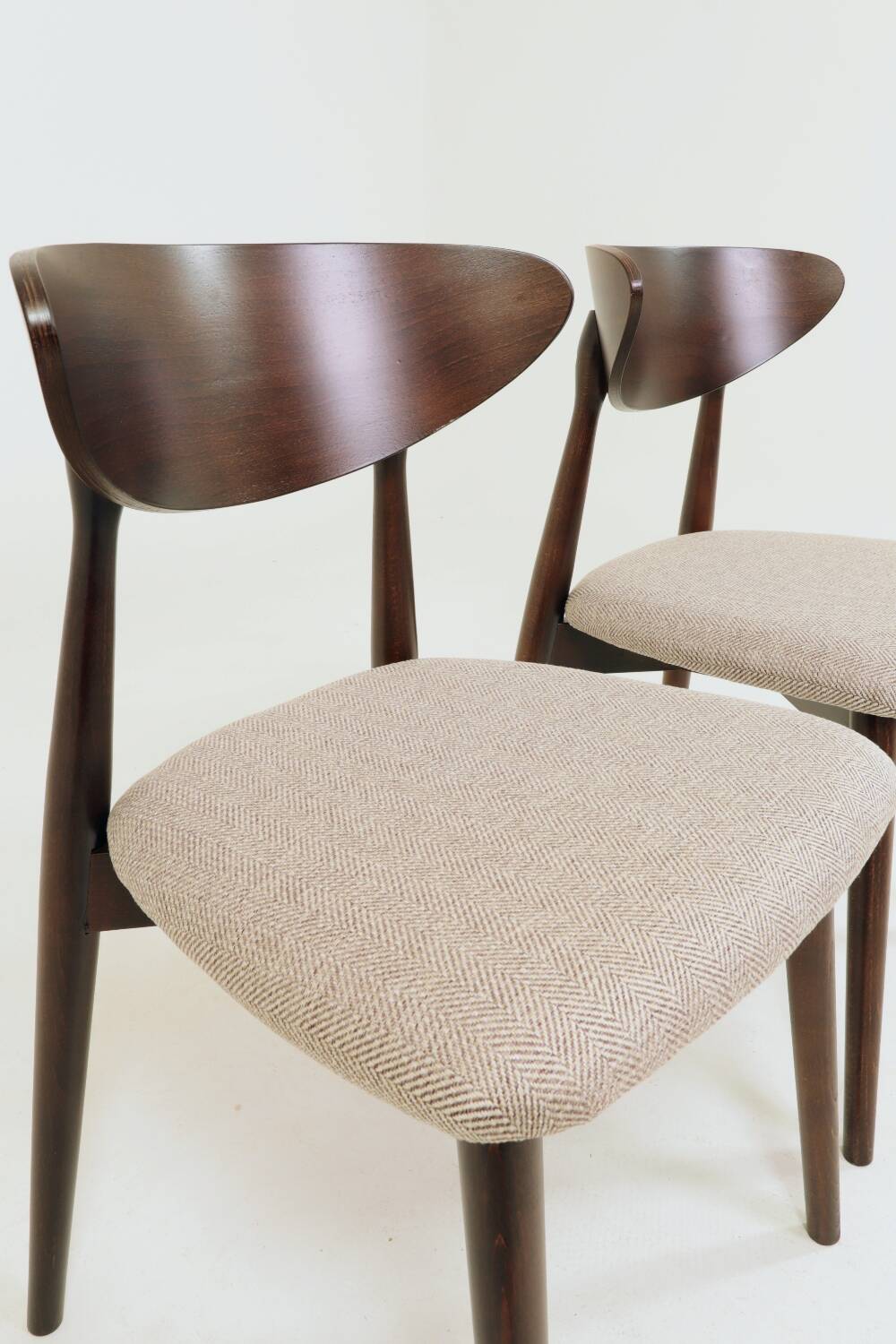 Set of 4 Modern Beech Wood Dining Chair, Herringbone red fabric