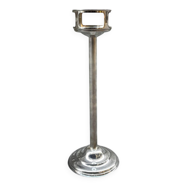 Colonne porte-seaux en Métal argenté Orfèvrerie europ