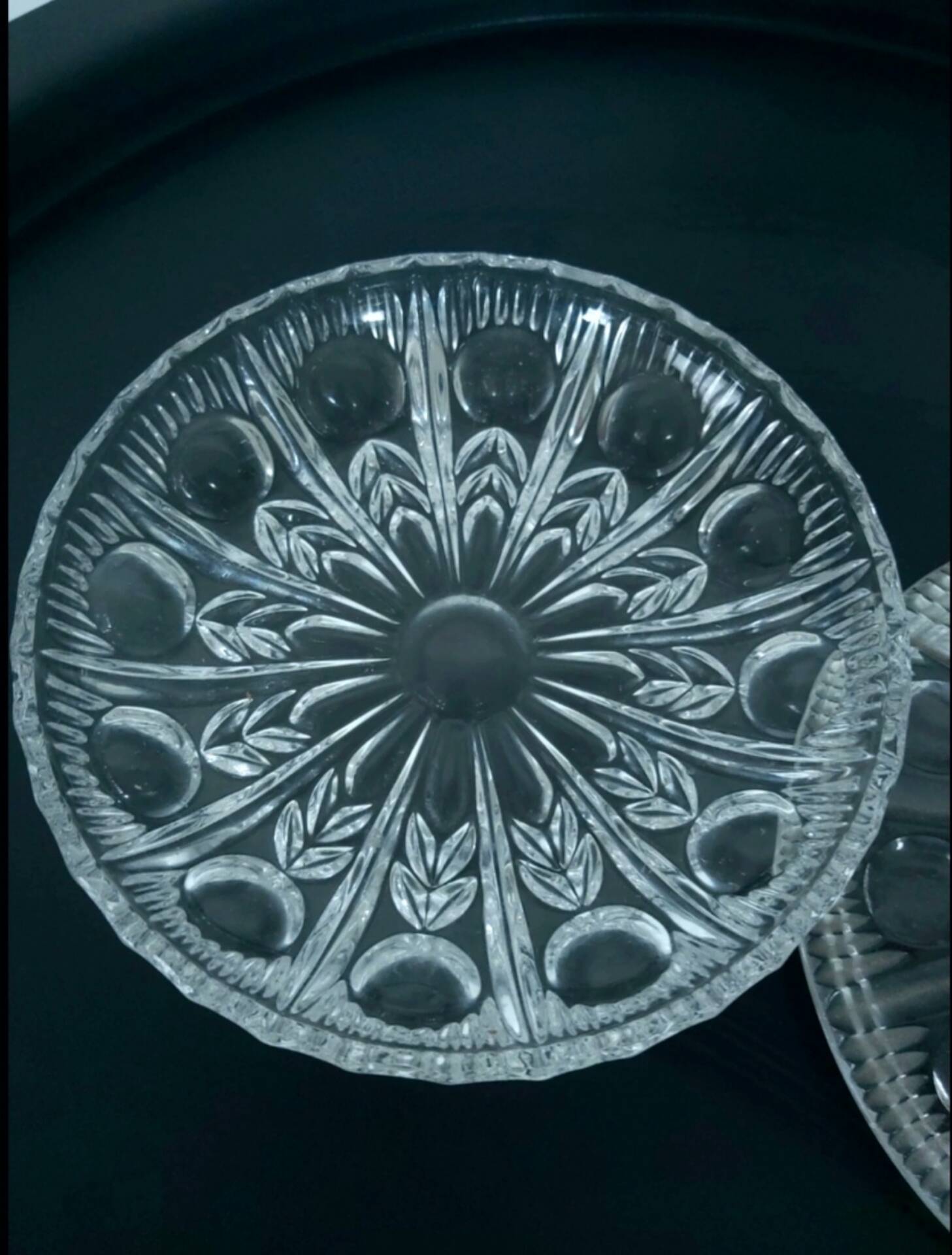 Cut Glass Bonbonnière / Geometric Floral Crystal Decor
