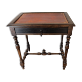 Desk table